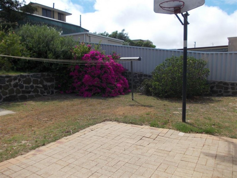 18 Austin Street, Eaton WA 6232