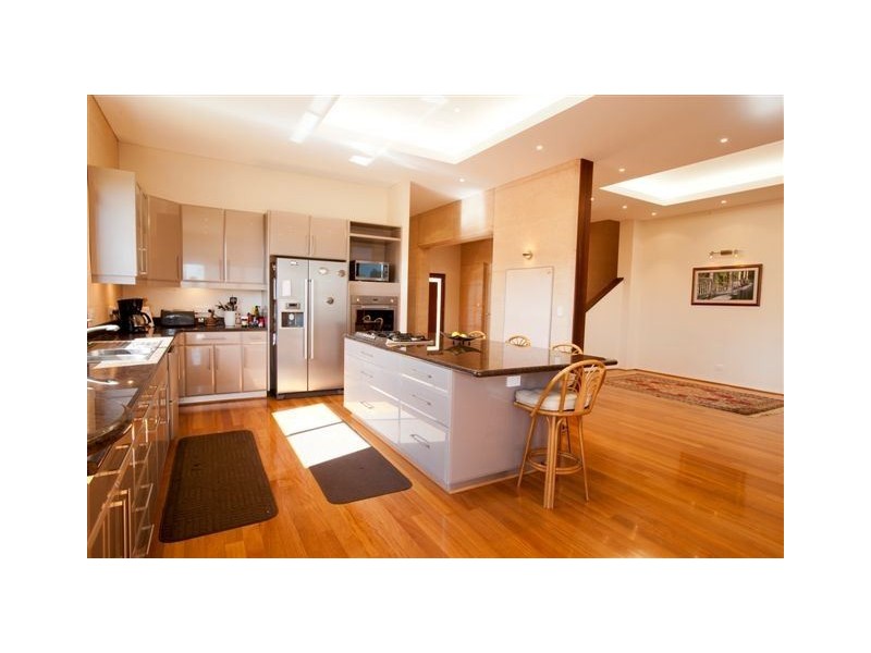 35 Portofino Crescent, Pelican Point WA 6230