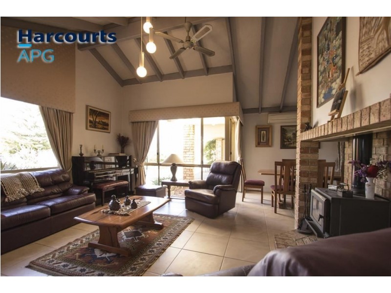 136 Travers Drive, Australind WA 6233