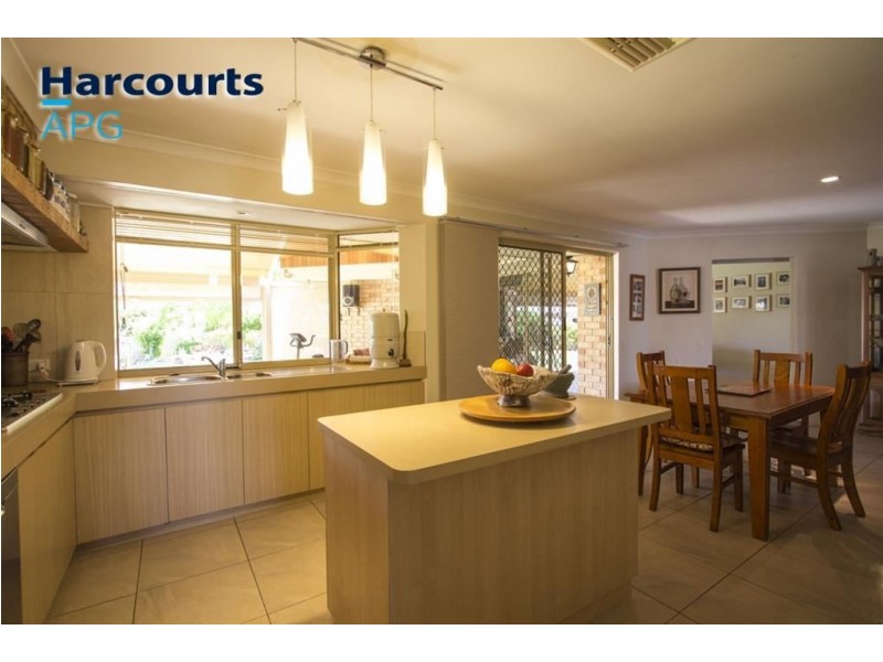 136 Travers Drive, Australind WA 6233
