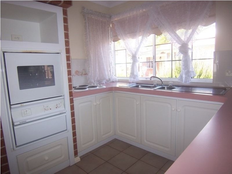 2/68 Minninup Road, South Bunbury WA 6230