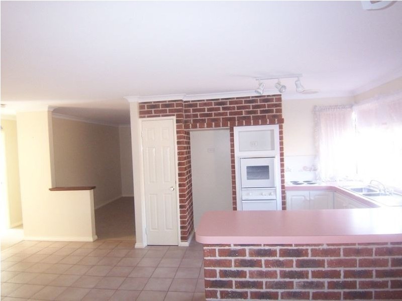 2/68 Minninup Road, South Bunbury WA 6230