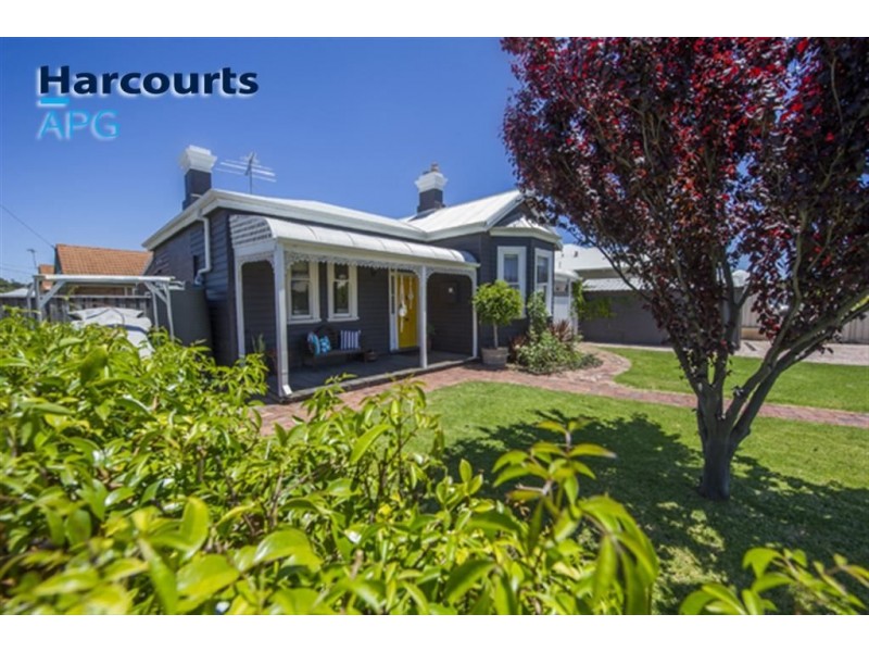 42 Moore Street, Bunbury WA 6230