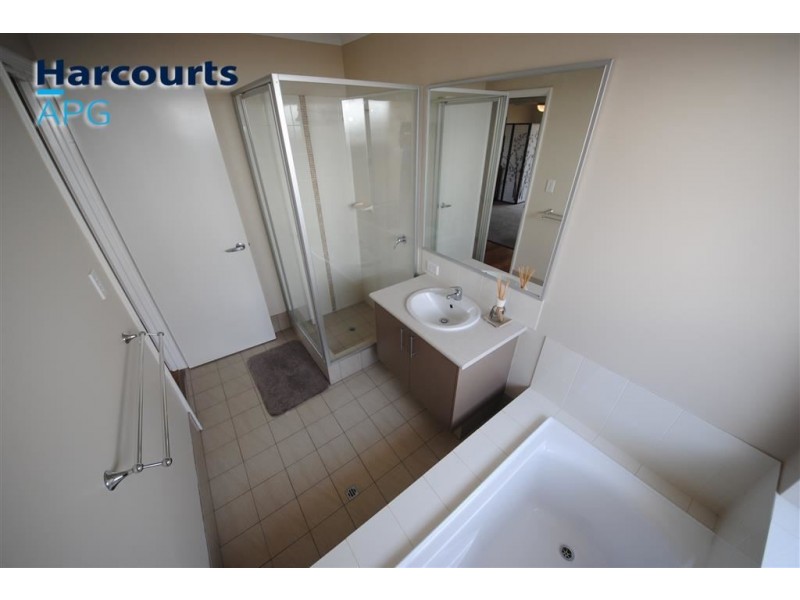 34 Henderson Crescent, Australind WA 6233