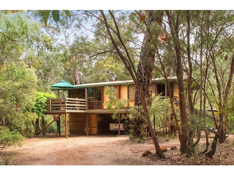 6 Scott River Close, Molloy Island WA 6290