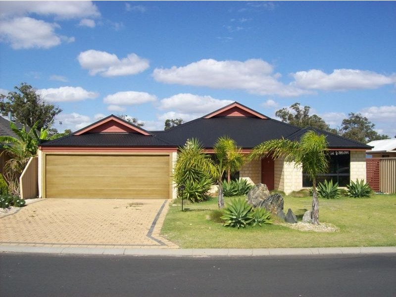 17 Mackay, Dalyellup WA 6230