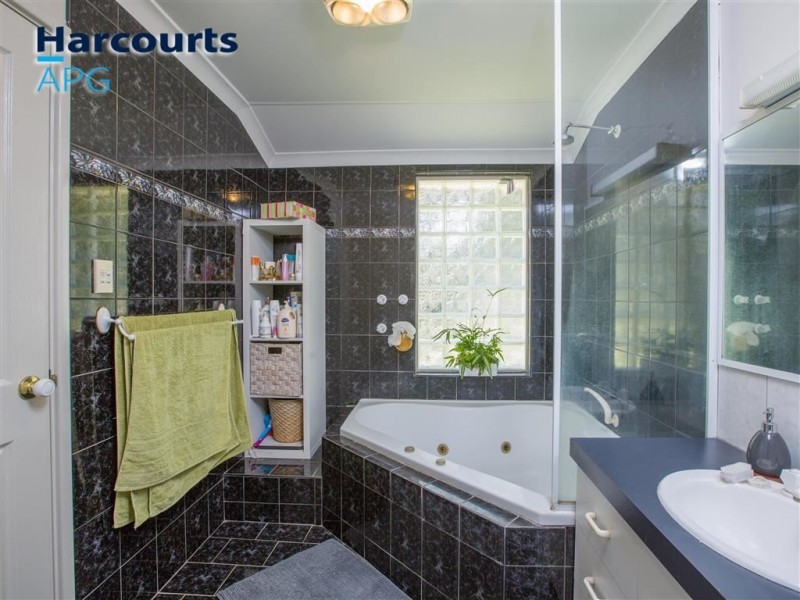 21 Brockway Drive, Gelorup WA 6230