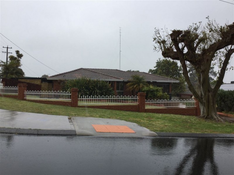 5 Trusty Street, Australind WA 6233