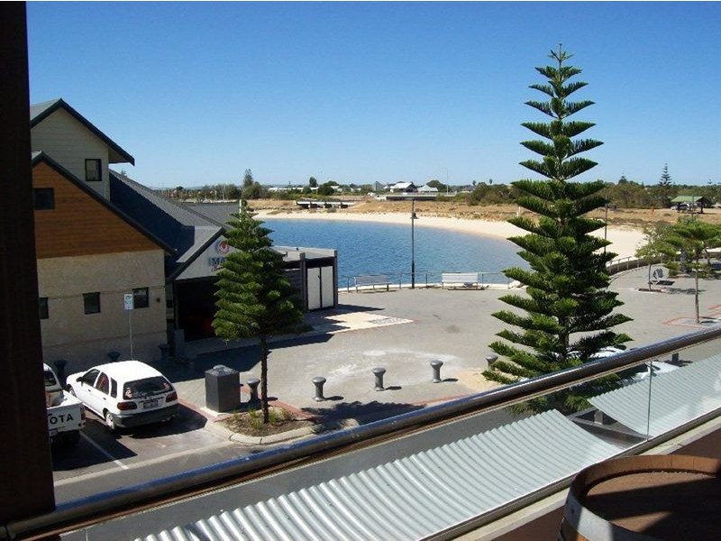 10/23 Casuarina Drive, Bunbury WA 6230