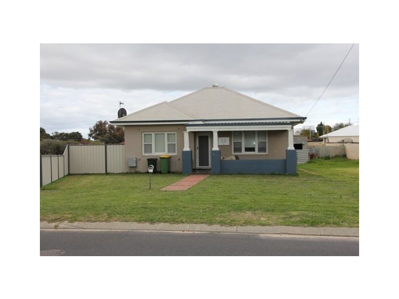 25 Holywell Street, Bunbury WA 6230