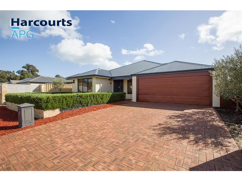 15 Murtin Road, Dalyellup WA 6230