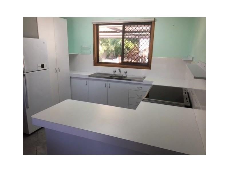 35 Hakea Crescent, South Bunbury WA 6230