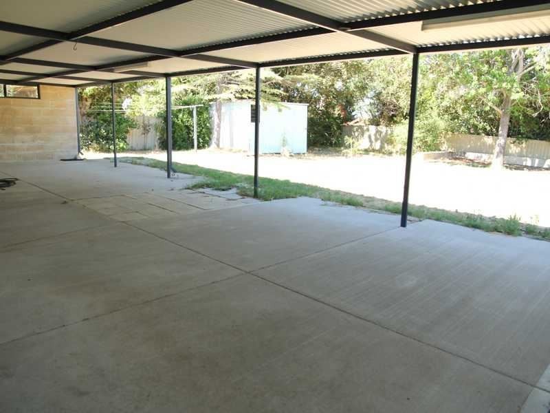 35 Hakea Crescent, South Bunbury WA 6230