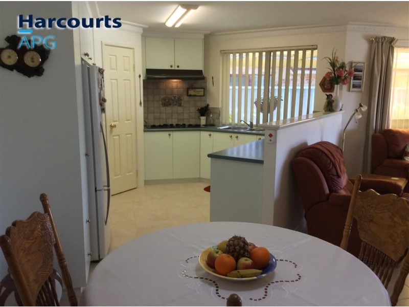 37 Pickworth Retreat, Pelican Point WA 6230