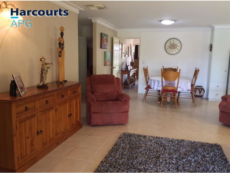 37 Pickworth Retreat, Pelican Point WA 6230