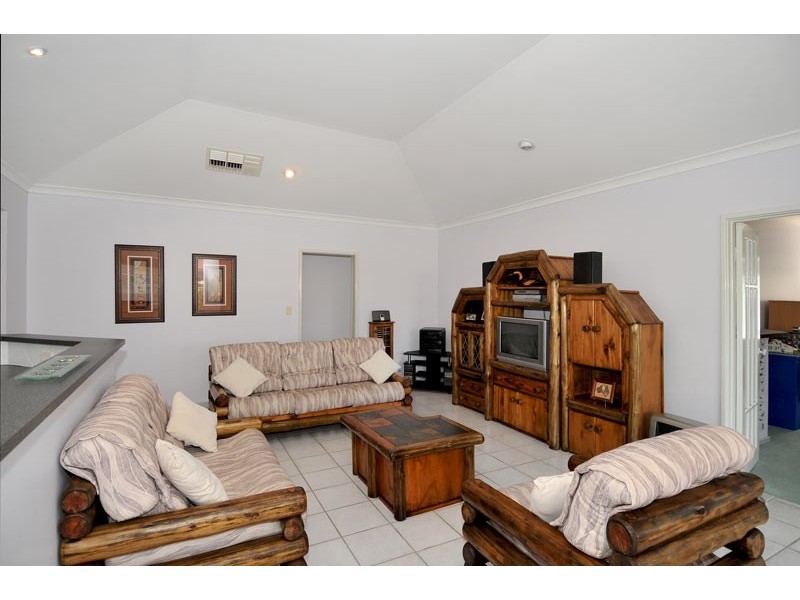 22 Turnberry Way, Pelican Point WA 6230