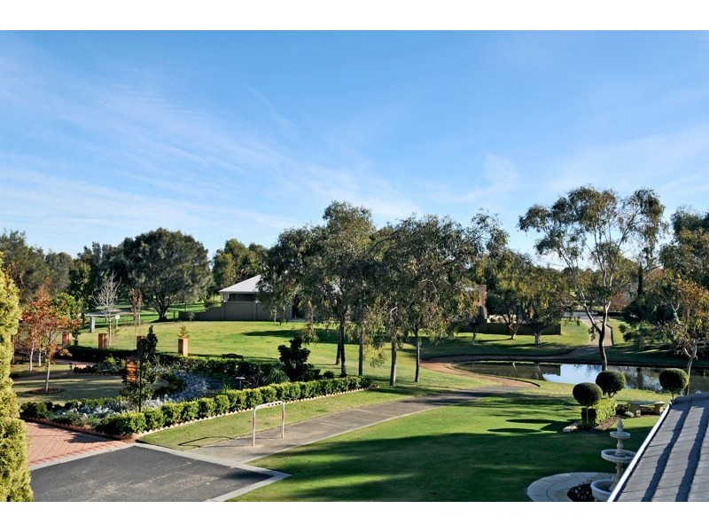 22 Turnberry Way, Pelican Point WA 6230