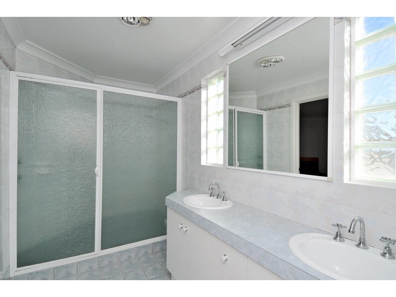 22 Turnberry Way, Pelican Point WA 6230