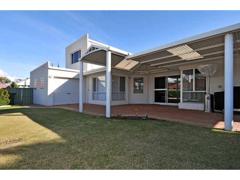 22 Turnberry Way, Pelican Point WA 6230