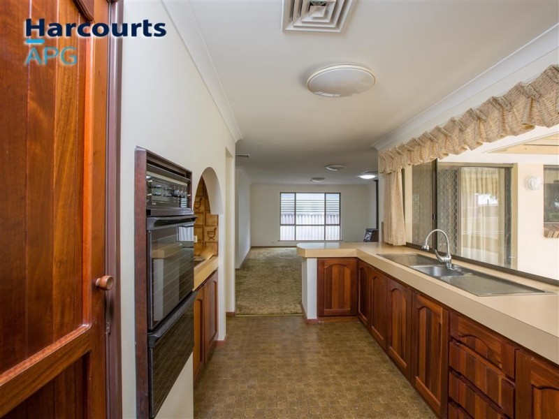 13 Sutton Court, Australind WA 6233