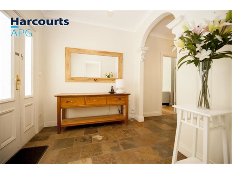 5 Hawkins Drive, Gelorup WA 6230