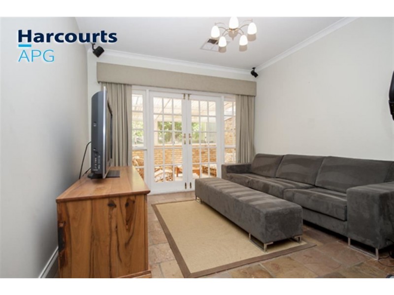 5 Hawkins Drive, Gelorup WA 6230