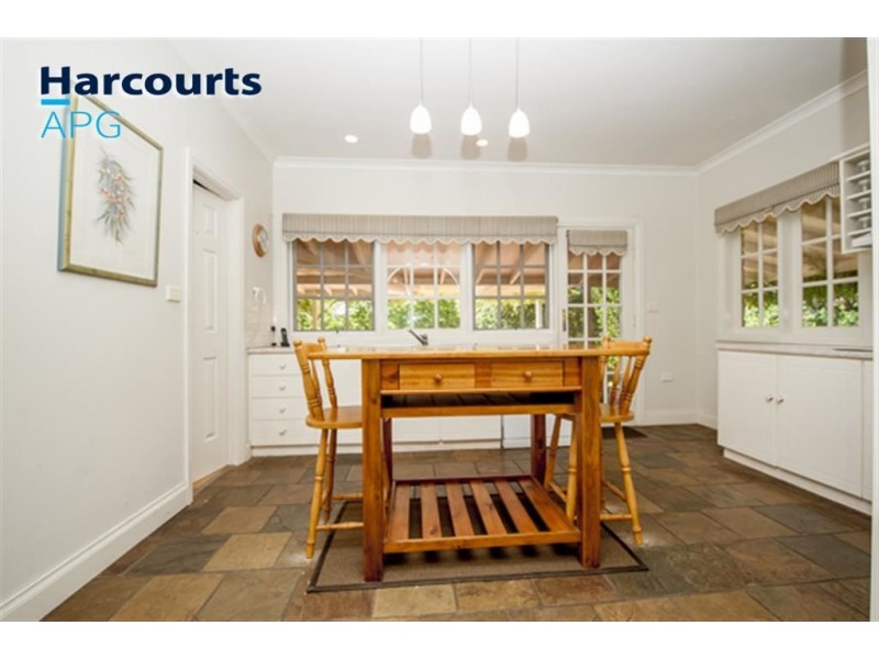 5 Hawkins Drive, Gelorup WA 6230