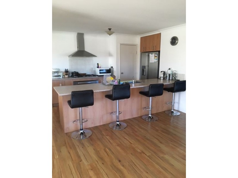 12 Neslite Road, Dalyellup WA 6230