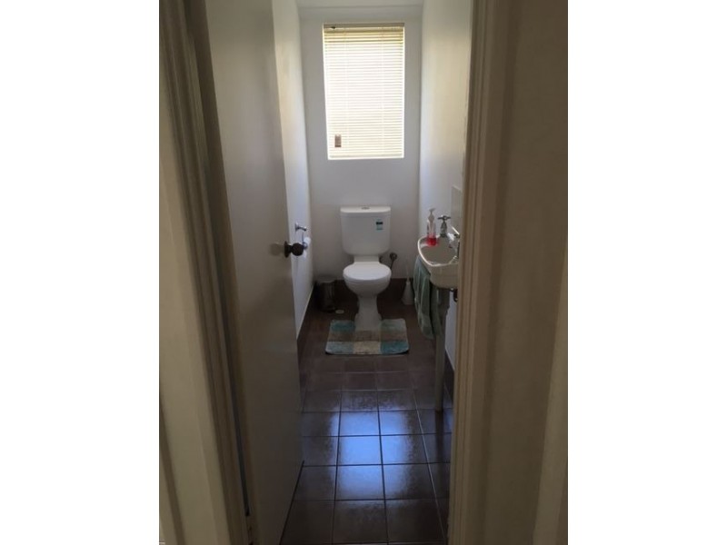 12 Neslite Road, Dalyellup WA 6230