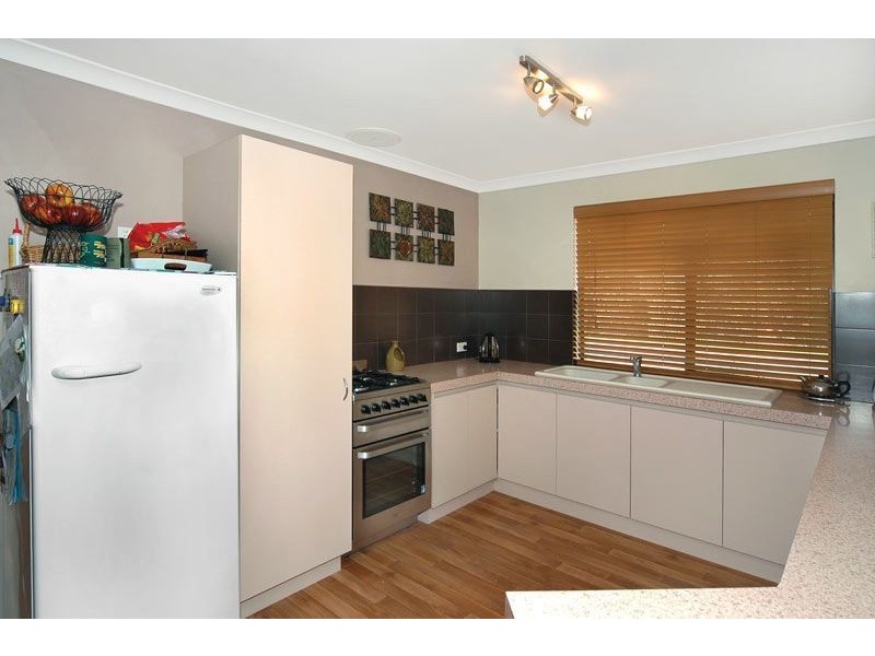 8 Gaudin Way, Australind WA 6233