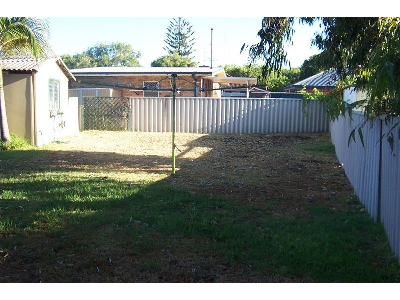 18 Devonshire Street, Withers WA 6230