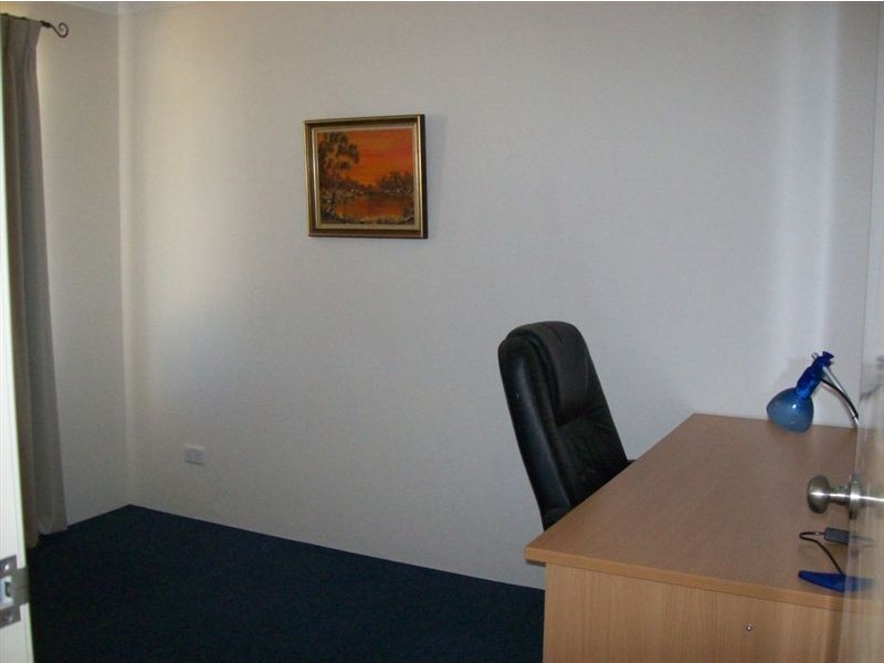 16 Barclay Road, Australind WA 6233