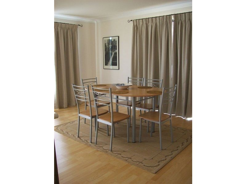 16 Barclay Road, Australind WA 6233