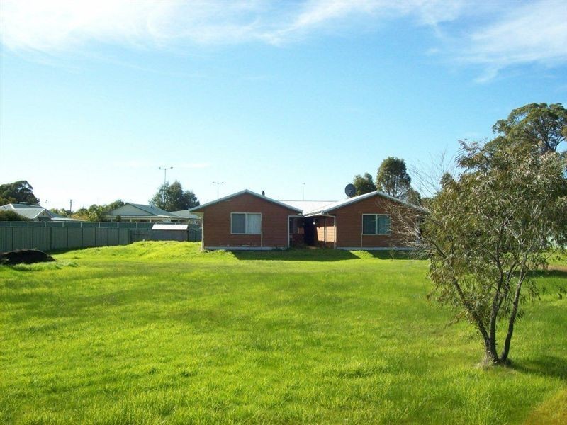 2 Bridge Street, Boyanup WA 6237