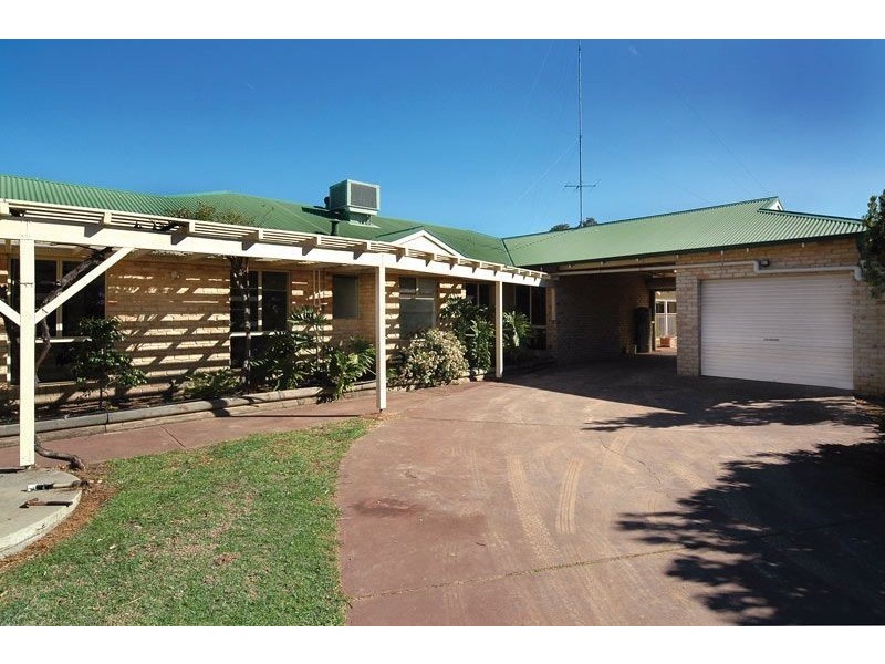 170 Raymond Road, Roelands WA 6226