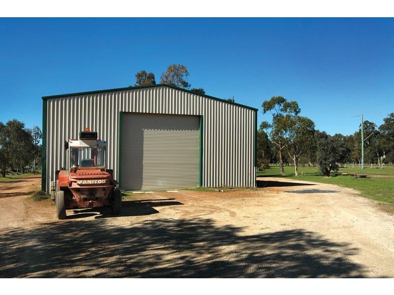 170 Raymond Road, Roelands WA 6226