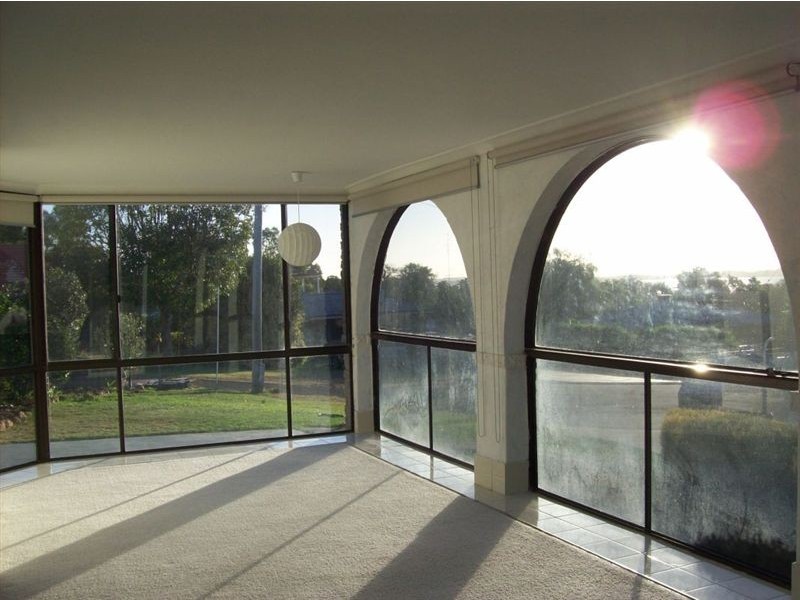 13 strattimore, Australind WA 6233