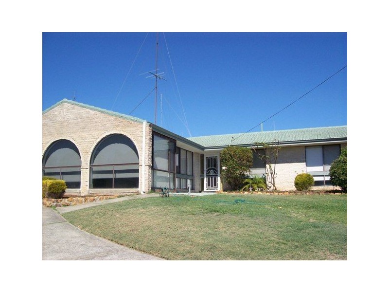 13 strattimore, Australind WA 6233