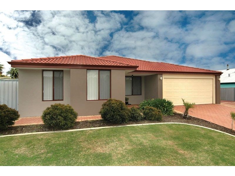 96 Somerville Drive, College Grove WA 6230
