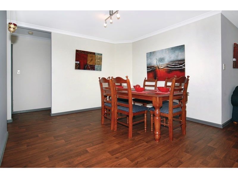96 Somerville Drive, College Grove WA 6230