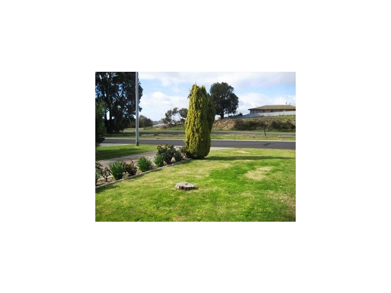22 Hewison Street, Bunbury WA 6230