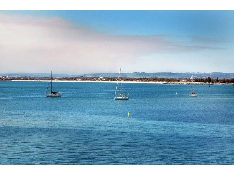 33/18-24 Bonnefoi Boulevard, Bunbury WA 6230