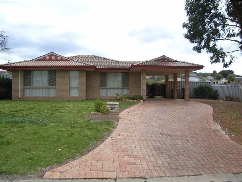 308 Ocean Drive, Withers WA 6230