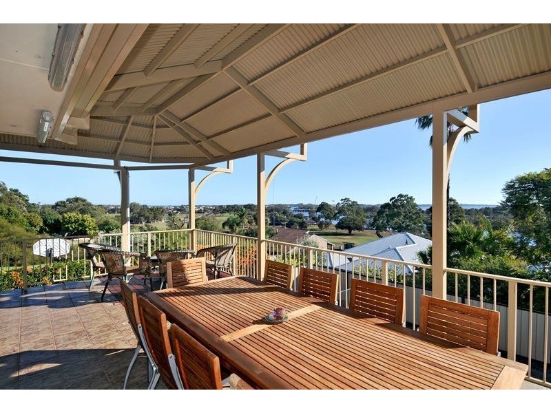 42 Eagle Crescent, Eaton WA 6232