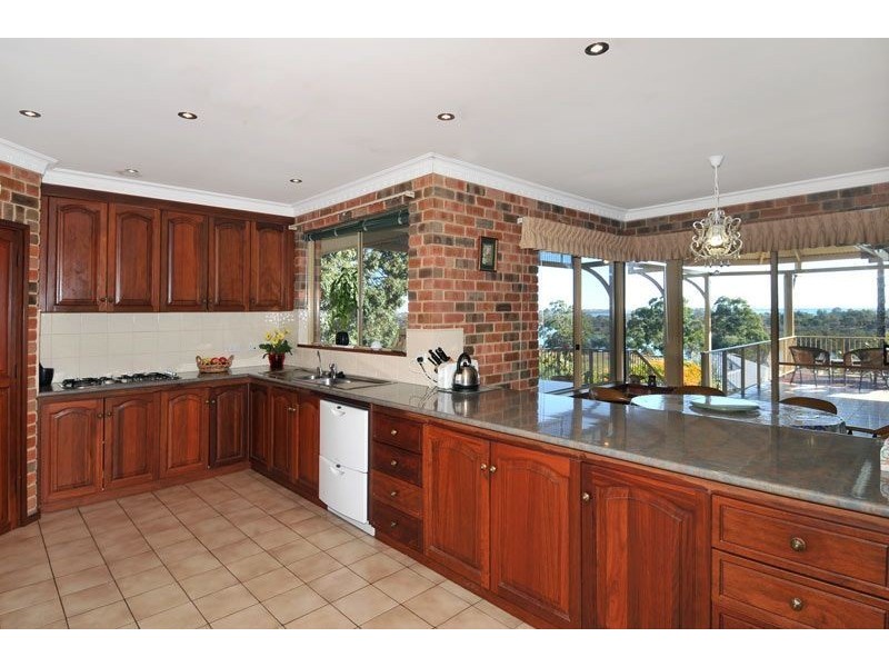 42 Eagle Crescent, Eaton WA 6232