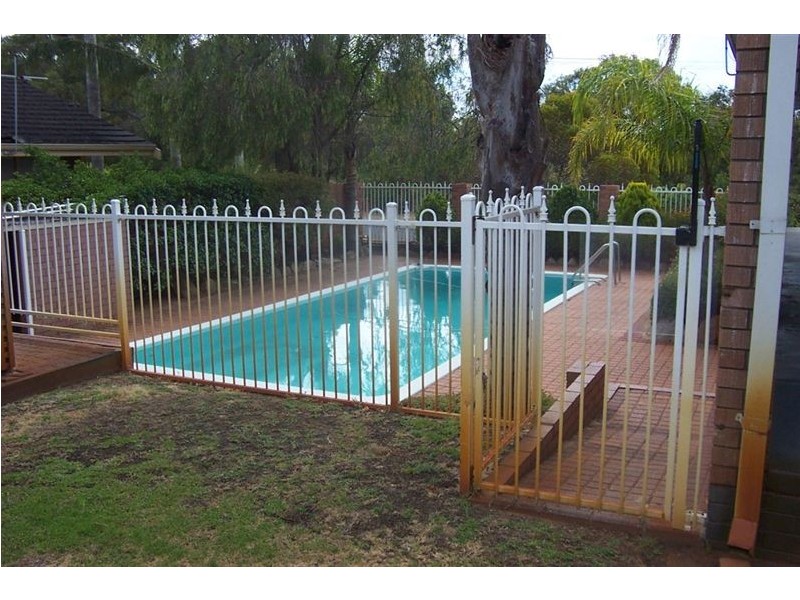 40 Eastwell Road, Australind WA 6233