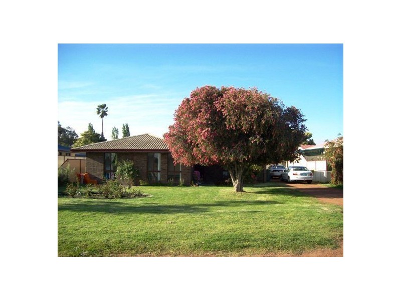 6d Clearys Road, Dardanup WA 6236