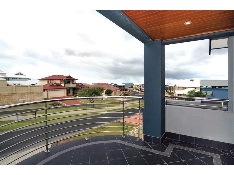 2/2 Haydock Street, Bunbury WA 6230