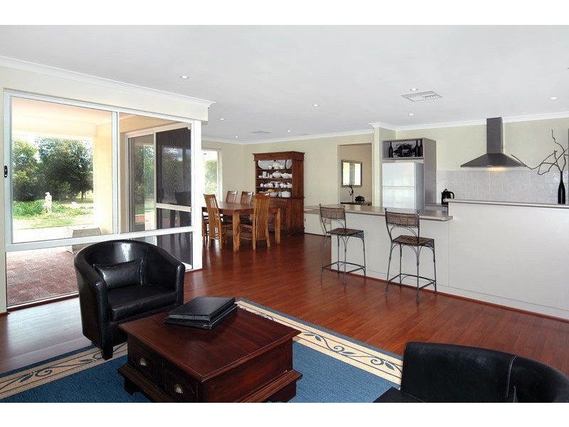 7 Albury Court, Boyanup WA 6237