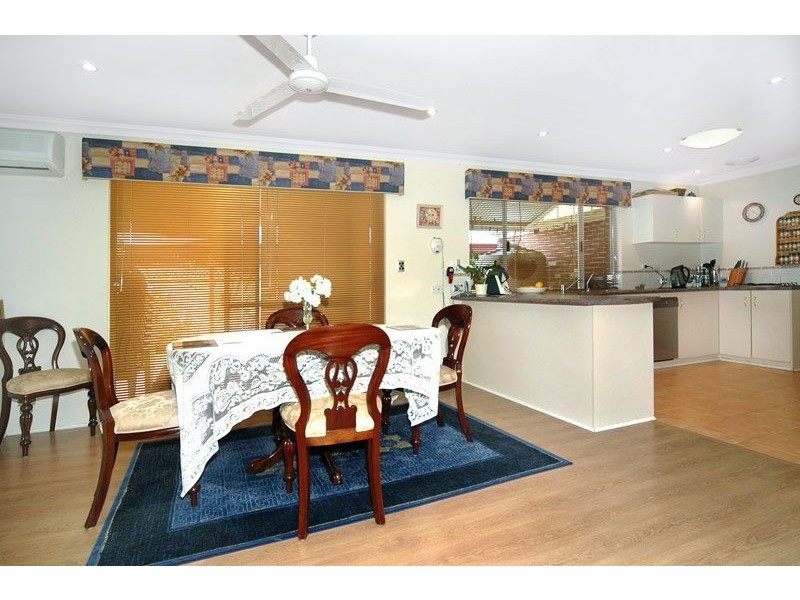 76 Somerville drive, College Grove WA 6230